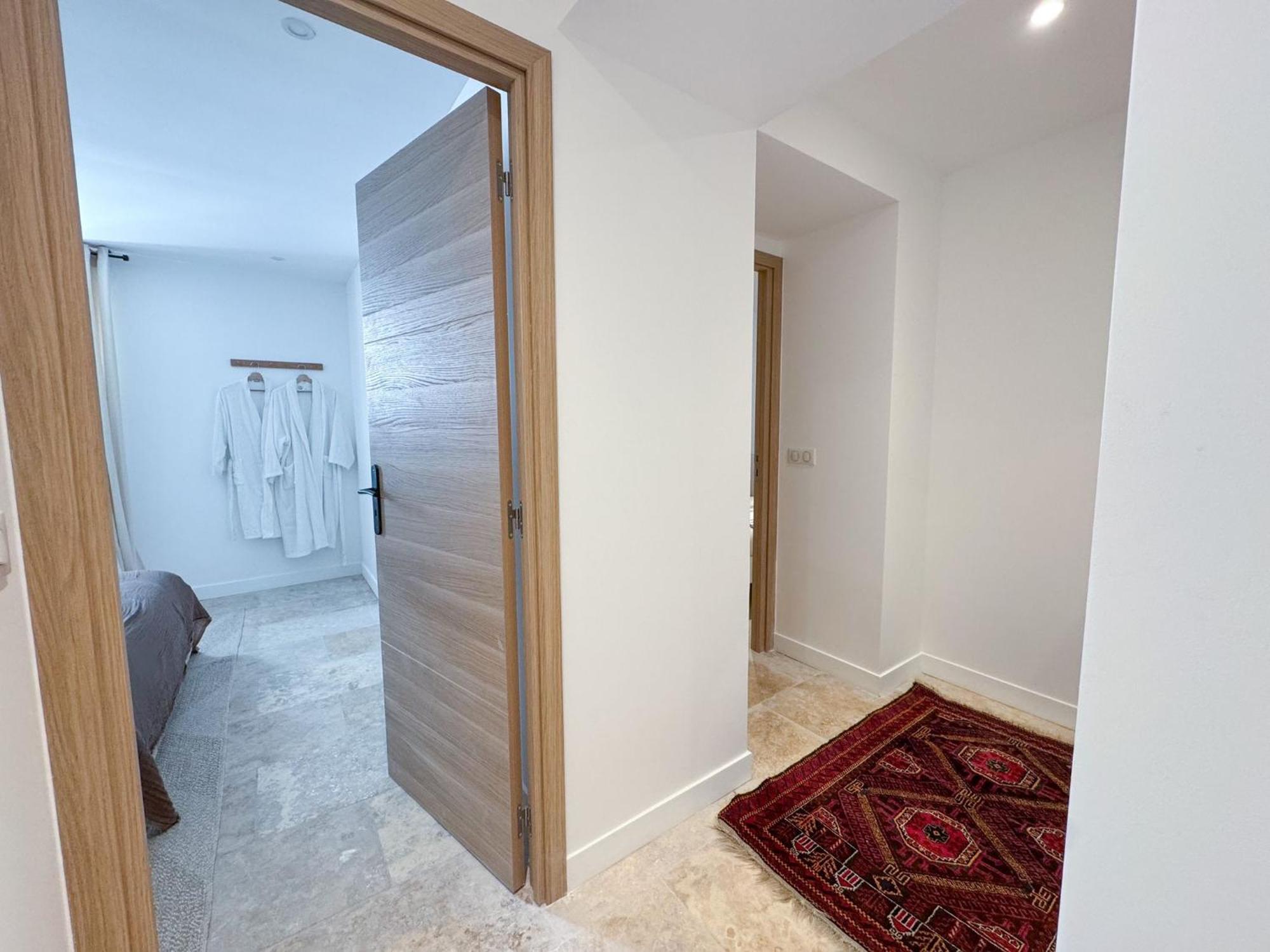 Appartement Grand Renove - Jardin Et Parking - Cz